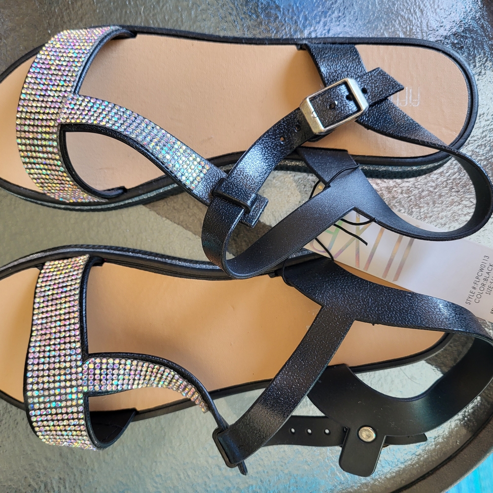 Elegant Black Sandals with Rhinestone Accents